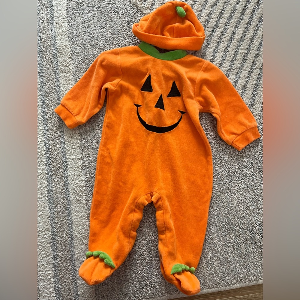 Halloween Costume - 6 months
